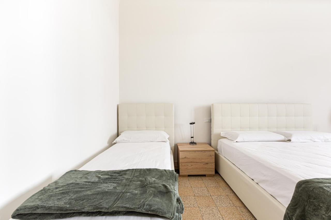 Guesthost - Ca' Granda M5 Bright Apartment Мілан Екстер'єр фото